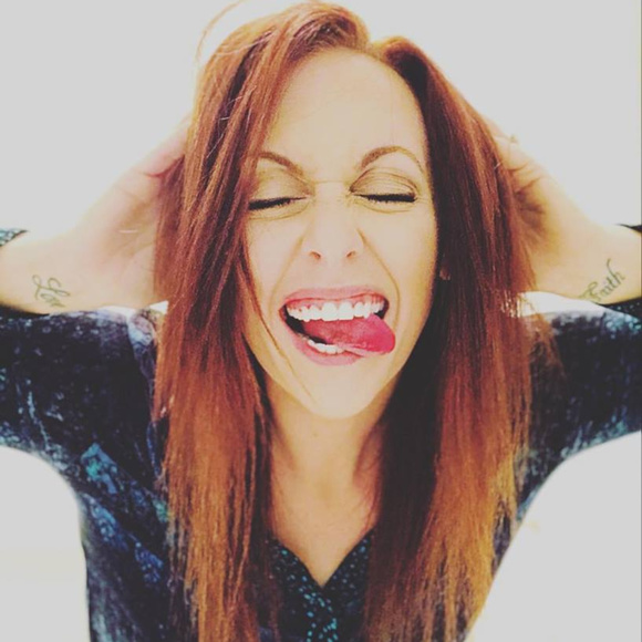 Meet your Posher, Barbie! - Picture 2 of 6